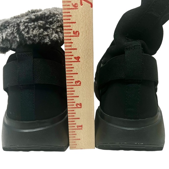 Nike Sportswear women's Golanka boots black with faux fur lining  size 8 - Picture 7 of 13